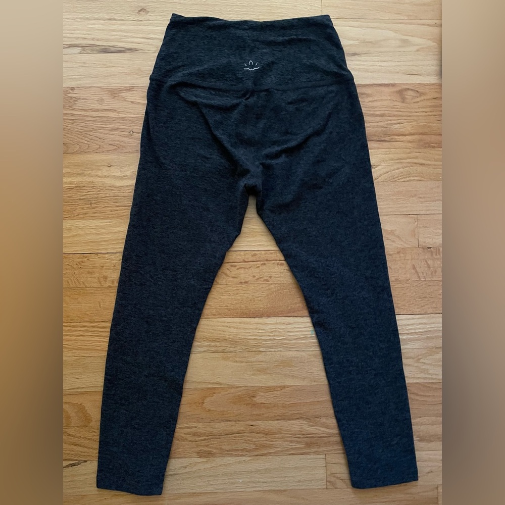 VGUC Beyond Yoga Leggings